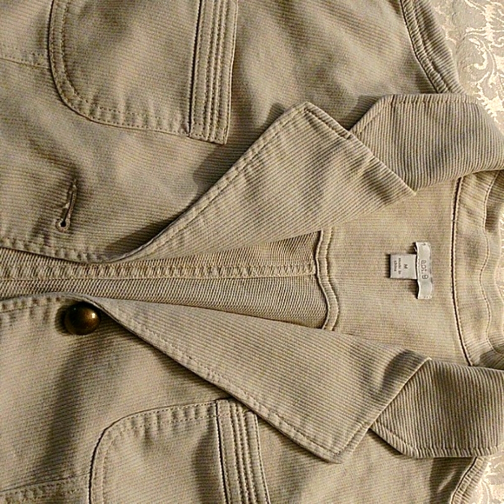 Cream blazer - Picture 3 of 4